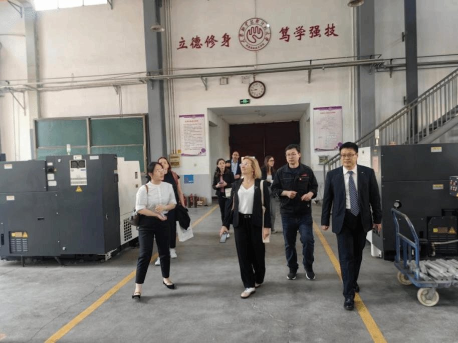 意大利阿尔迪尼・瓦莱里亚尼cctv5
