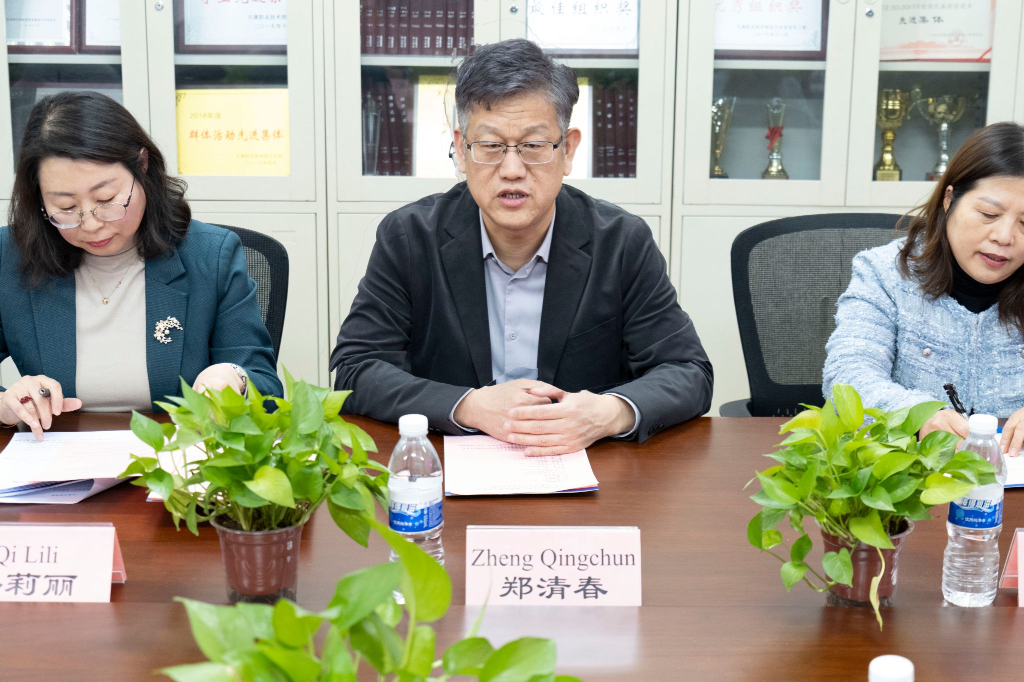为推动学科建设与国际人才培养的高质量