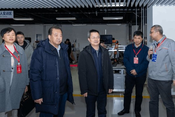 阜阳技师cctv5在线直播app下载
